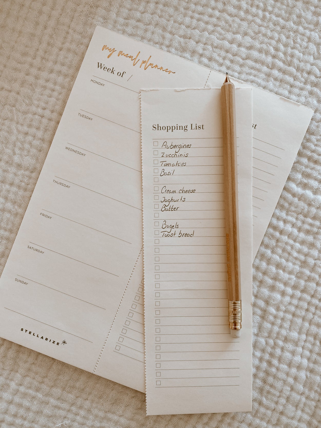 The Meal Planner | Magnetic and Perforated