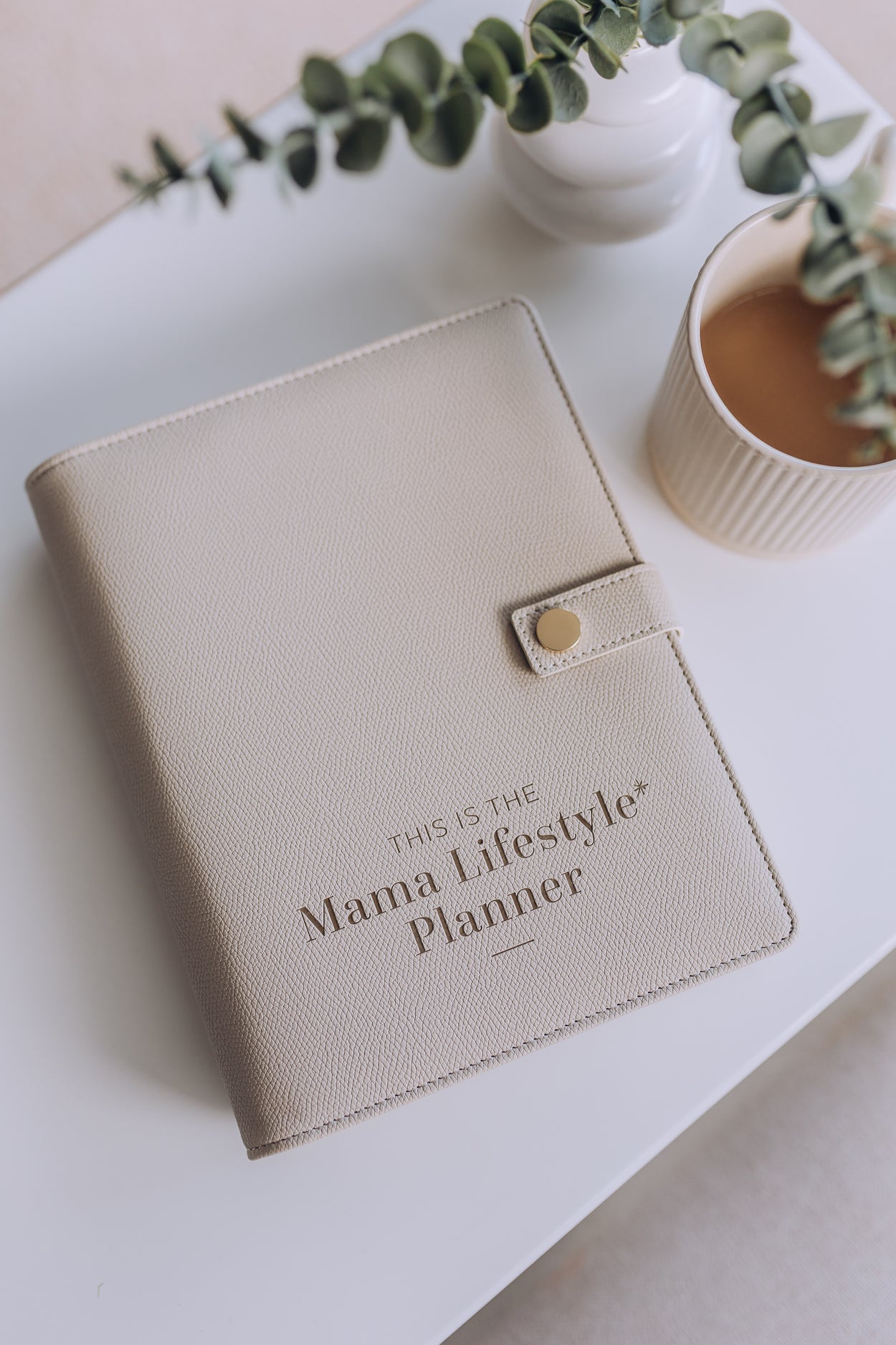 The 2026 Mama Lifestyle Planner (Pre-Orders)